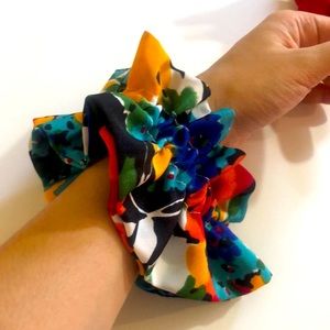 Ruffle Scrunchie